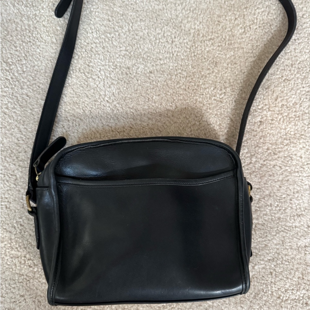 Coach vintage 90s black leather crossbody bag